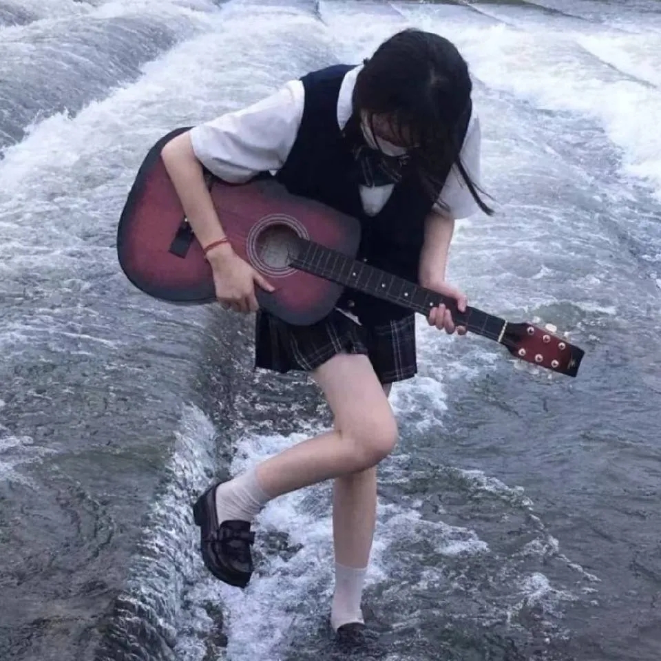 美女壁纸动漫_美女照片