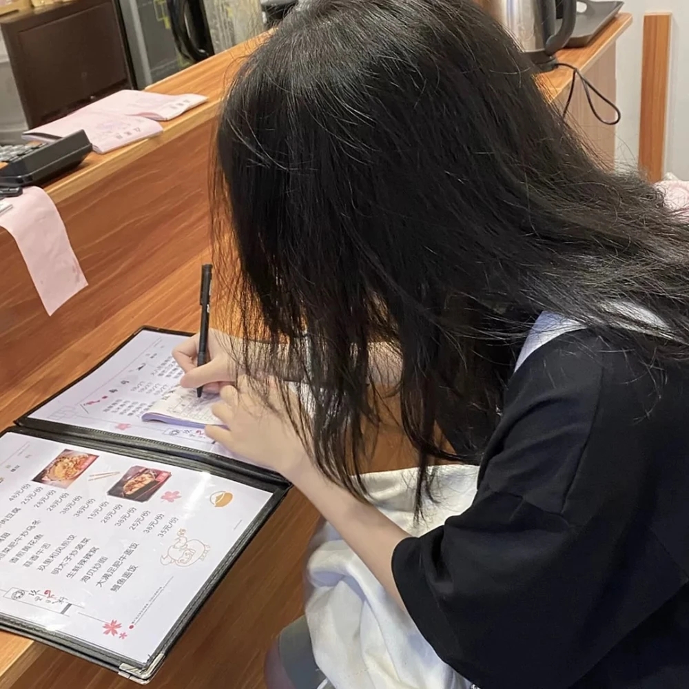 美女自拍_美女头像甜美背影