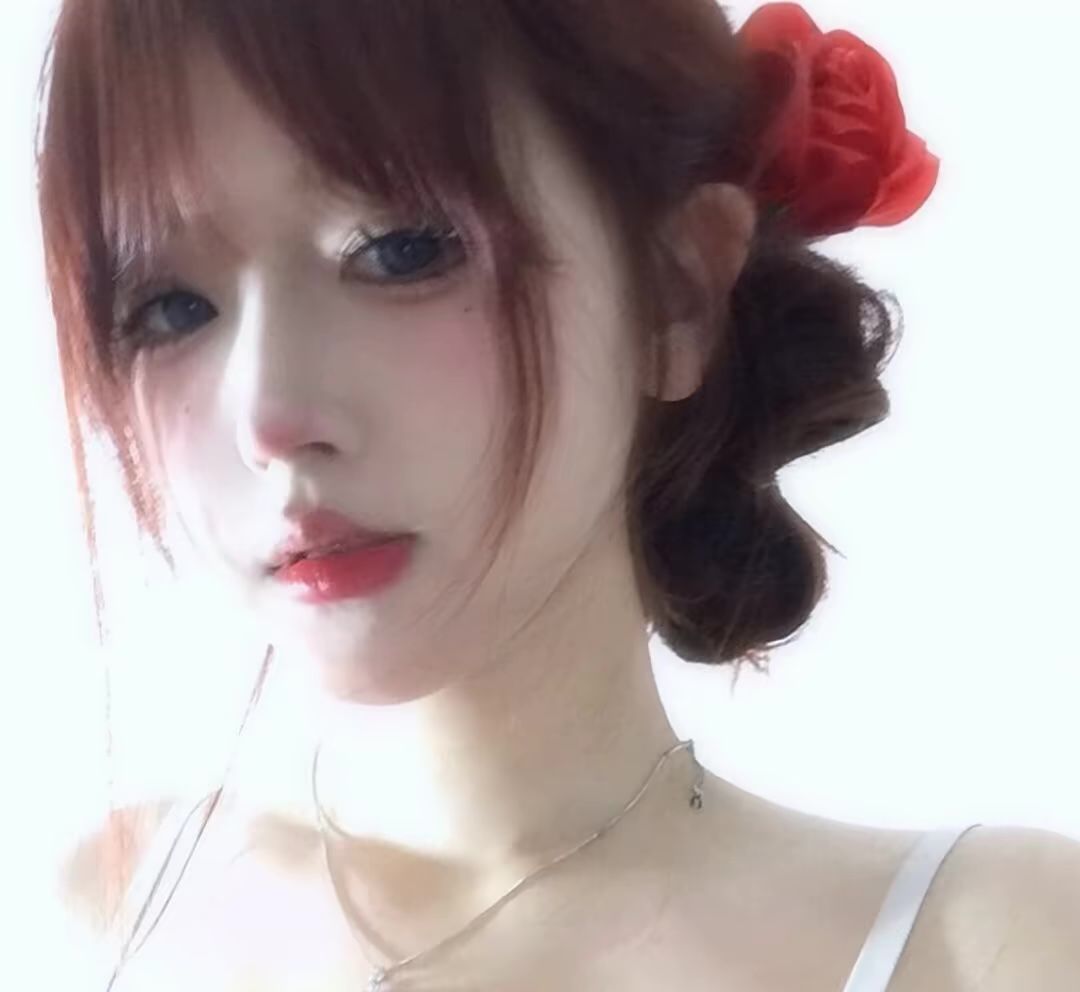 美女头像漂亮_美女头像冷酷