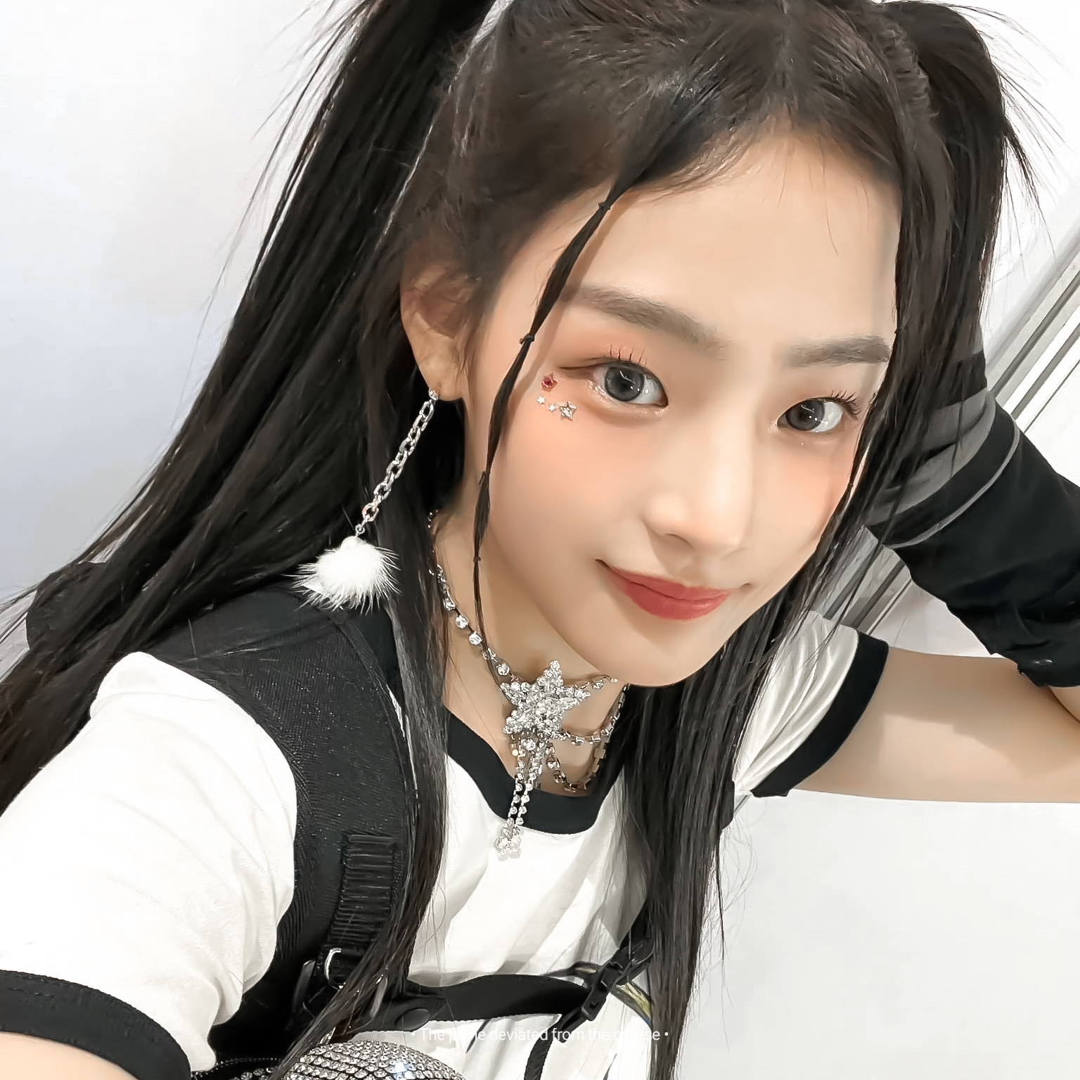 美女自拍_美女图片微信头像侧脸