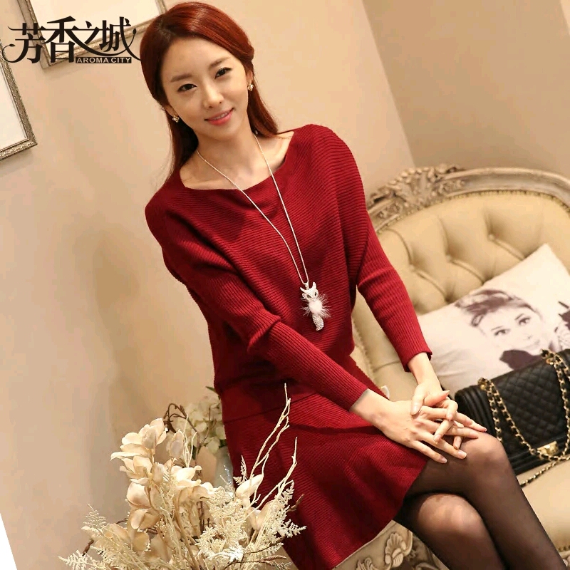 美女壁纸手机壁纸_美女照片游泳卡通