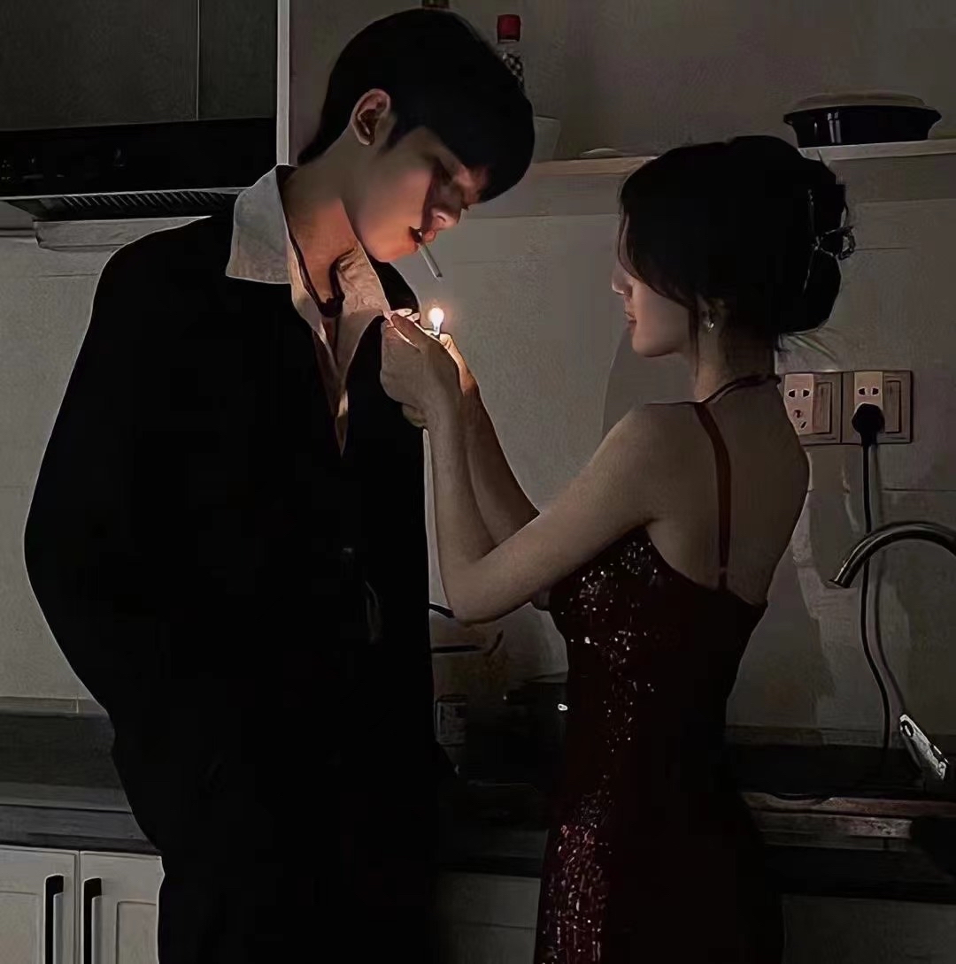美女头像甜美_美女头像真人头像简约