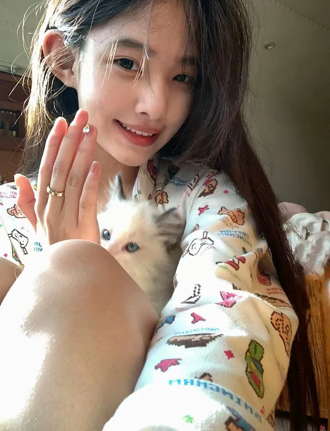 美女壁纸女_美女头像