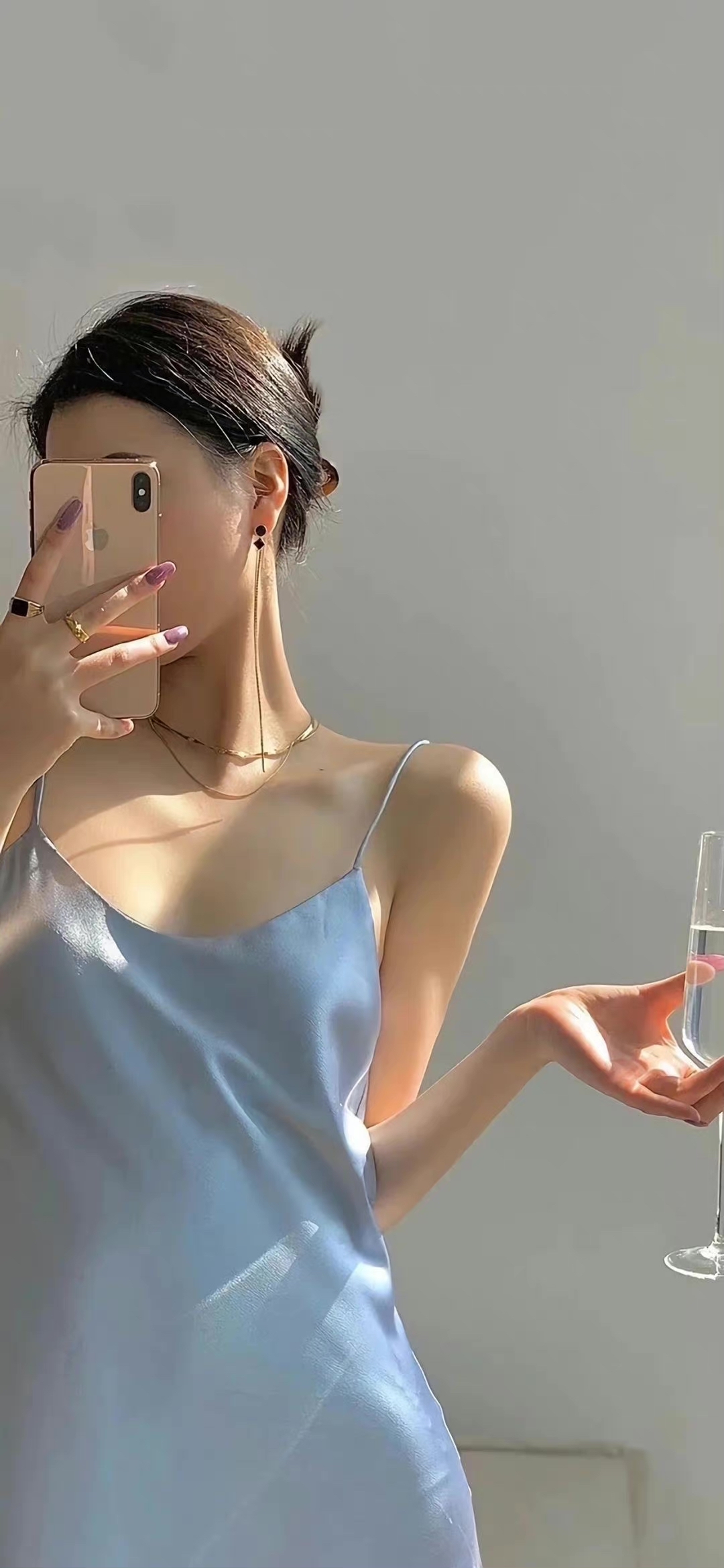 【小区的物业美女真骚】美女壁纸手机壁纸_美女壁纸