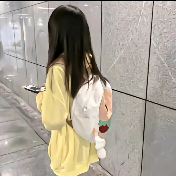美女头像真人头像网红_美女高雅造型