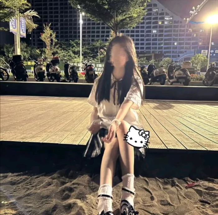 美女头像真人头像可爱_美女壁纸