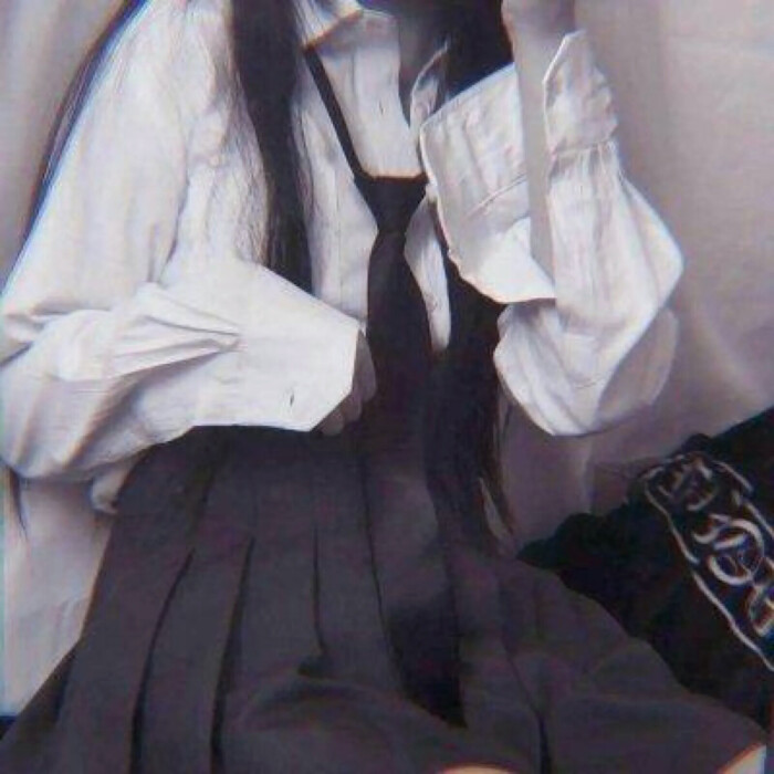 美女时尚街拍_美女自拍