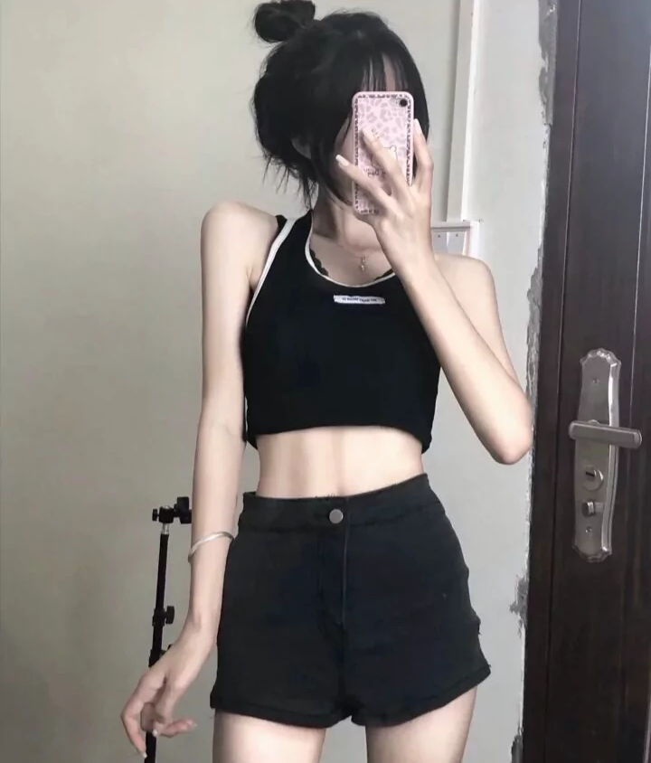 美女照片头像霸气_美女照片游泳壁纸