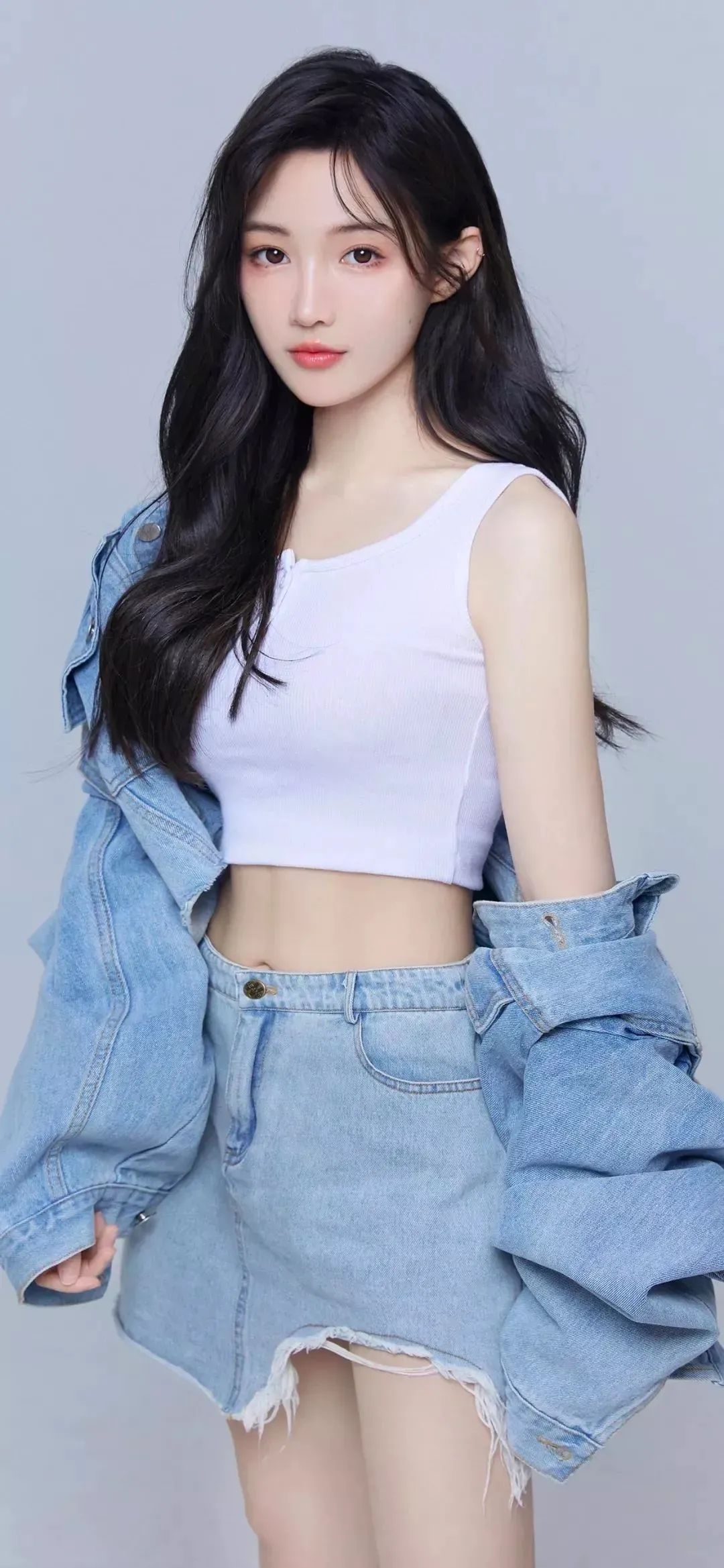 美女壁纸手机壁纸图片身材养眼_美女时尚街拍