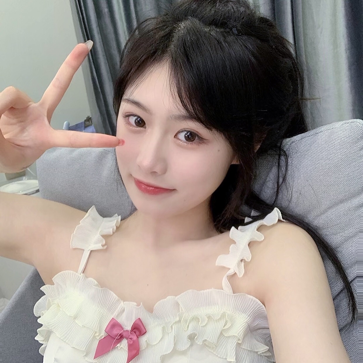 凯丽和卡尔_美女头像图片真人