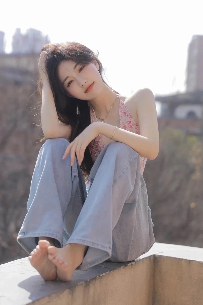 美女照片头发_美女照片。