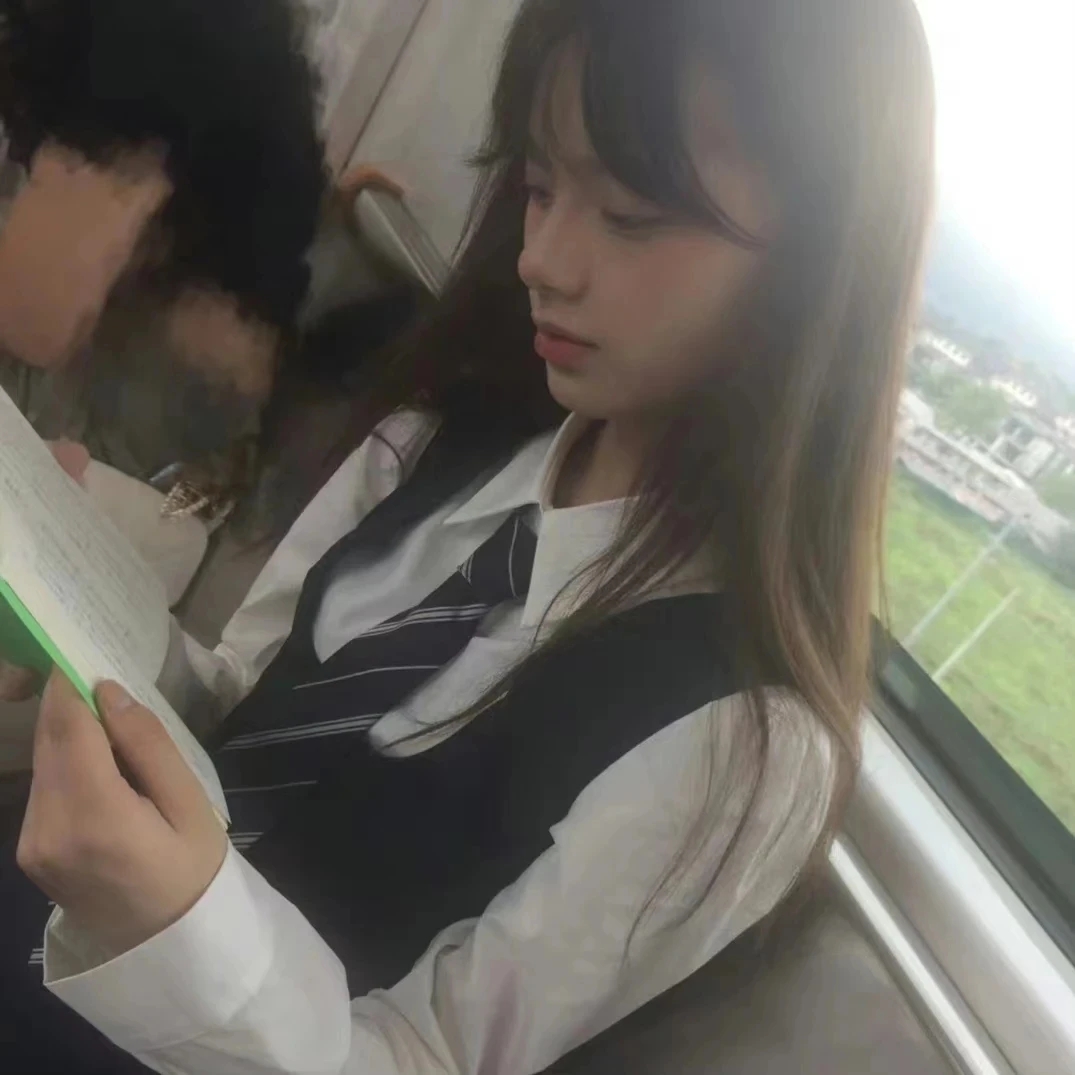 美女头像真人高冷_美女头像jpg格式