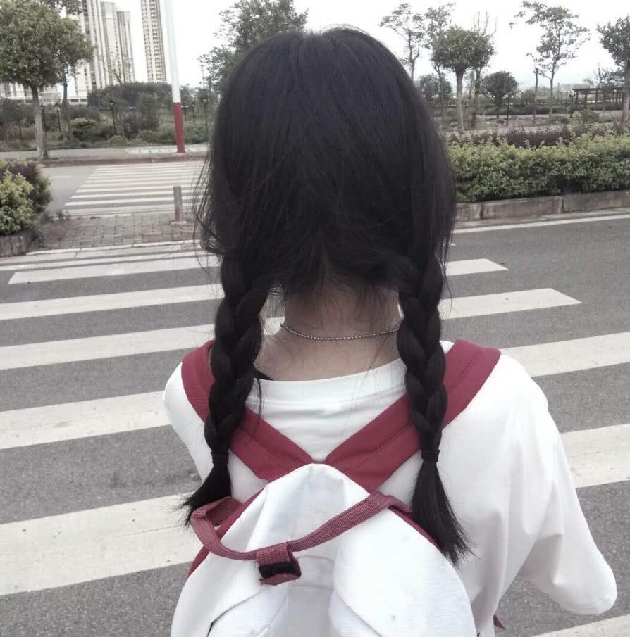 美女壁纸手机壁纸_美女头像真人气质