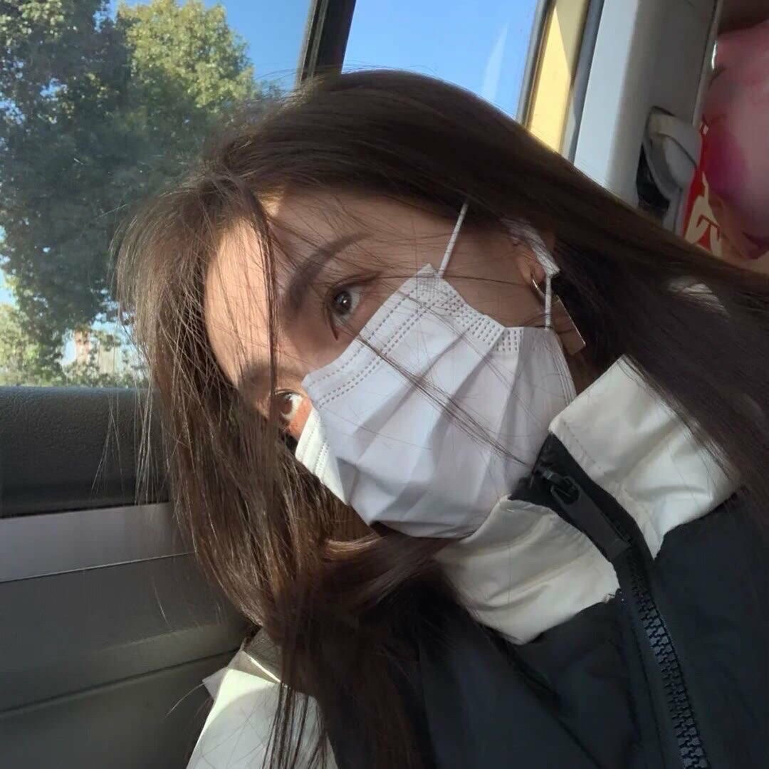 美女时尚街拍_美女照片游泳壁纸