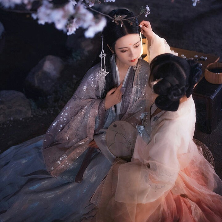 美女时尚街拍_美女照片头像