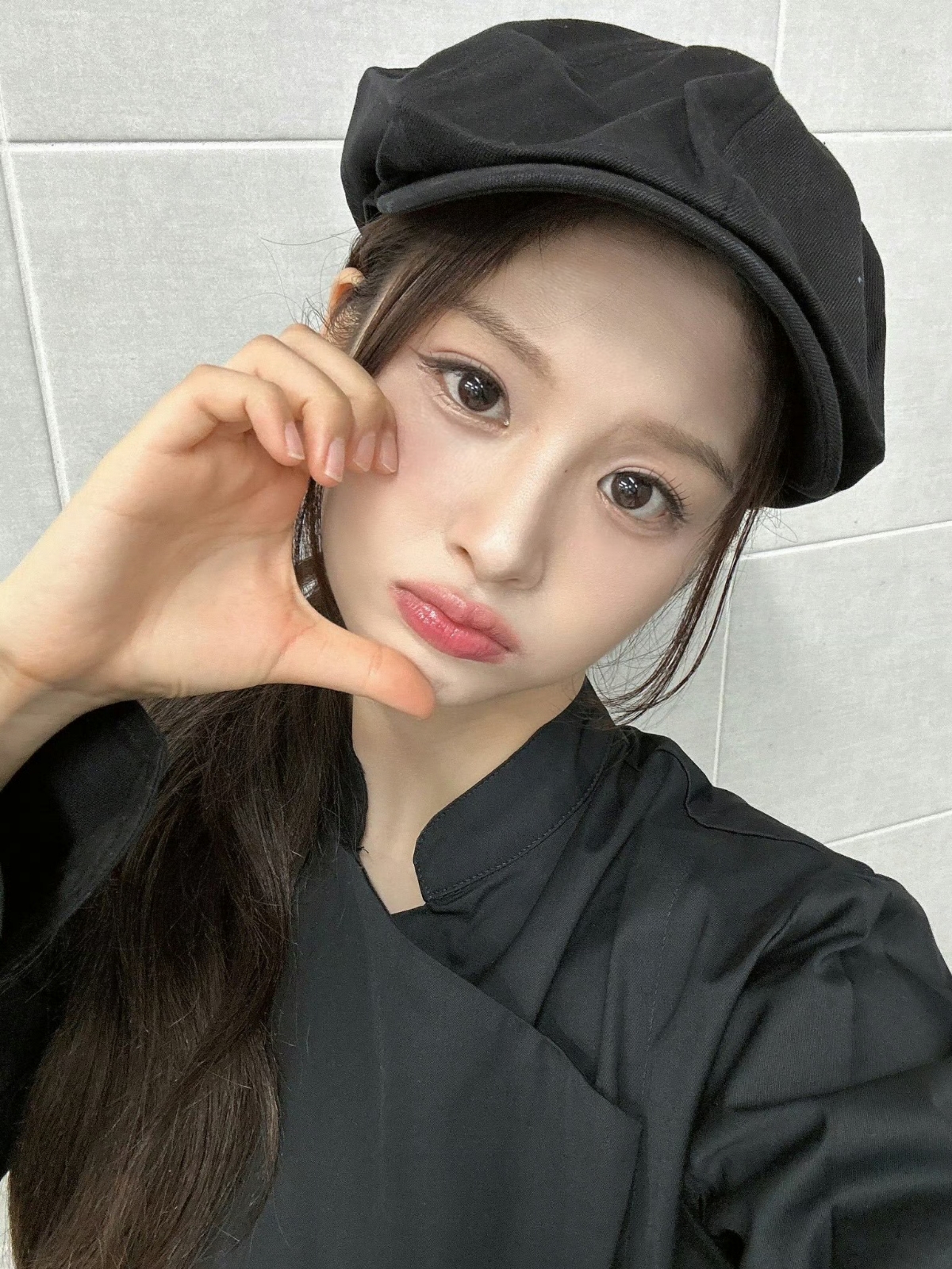 美女壁纸手机壁纸_美女头像清新自然