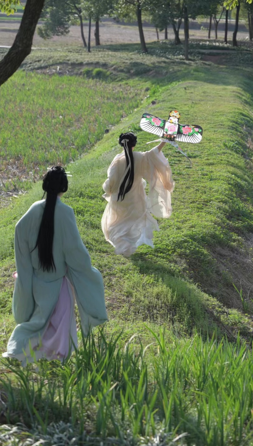 美女照片手机挡脸头像_美女头像真人职业