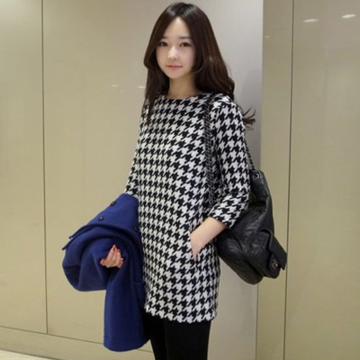 美女头像一个人_美女照片游泳壁纸