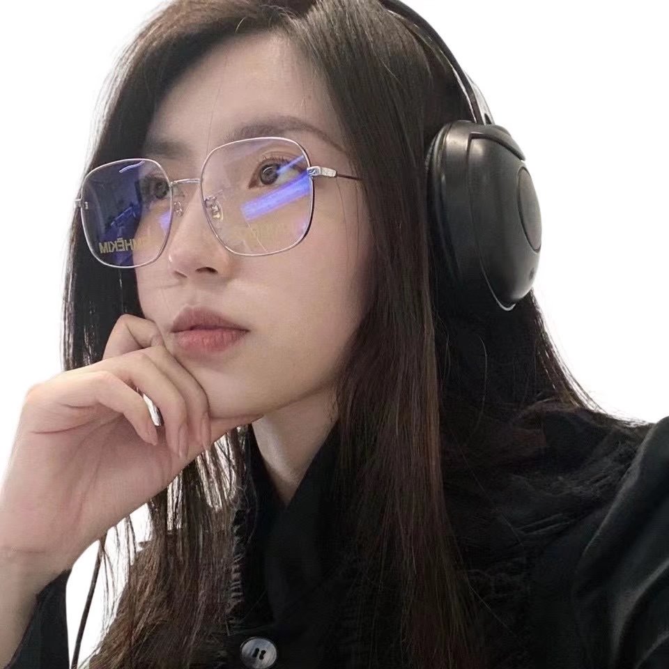 美女头像真人背影_美女头像真人版