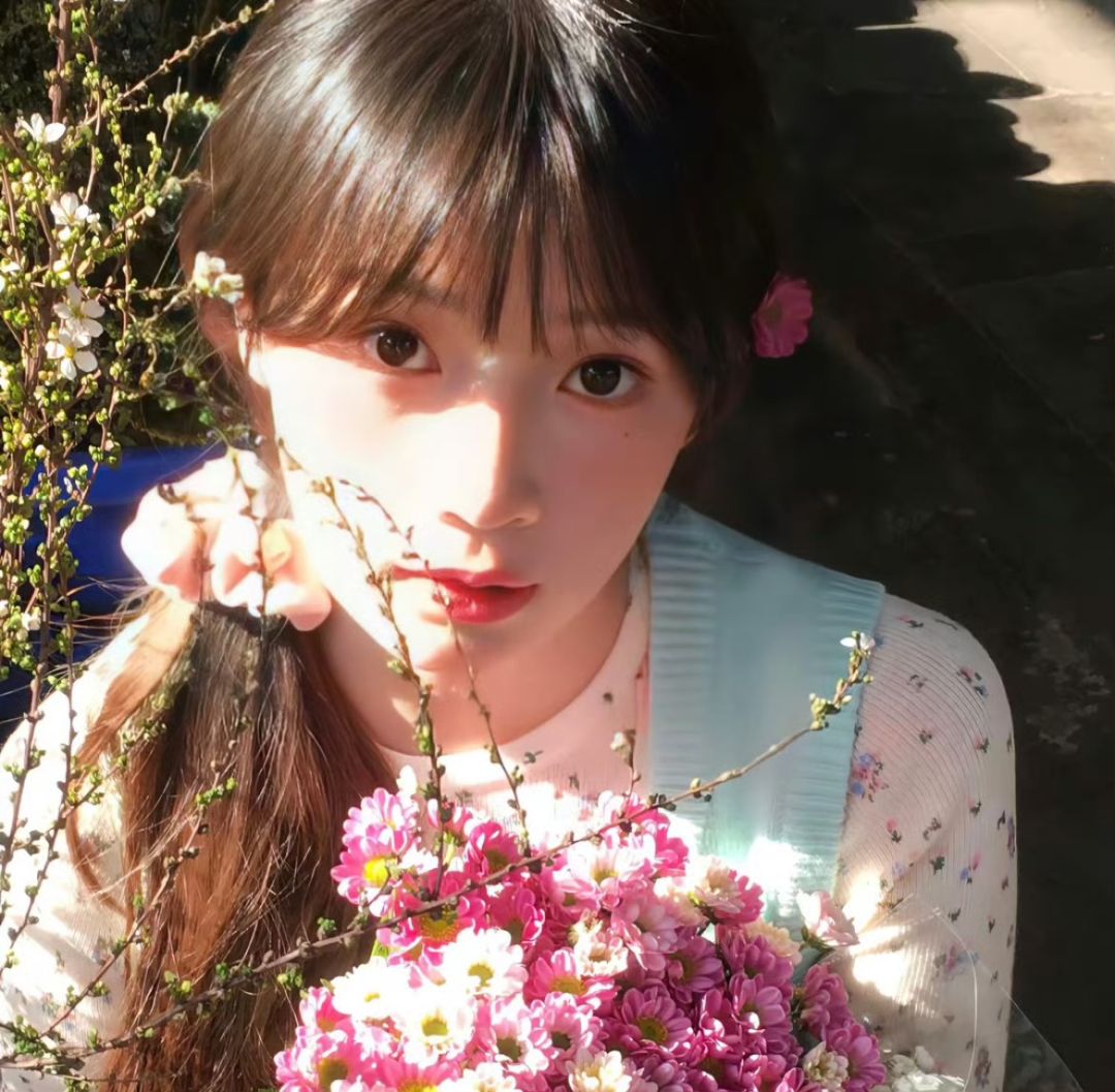 美女热舞_美女照片。