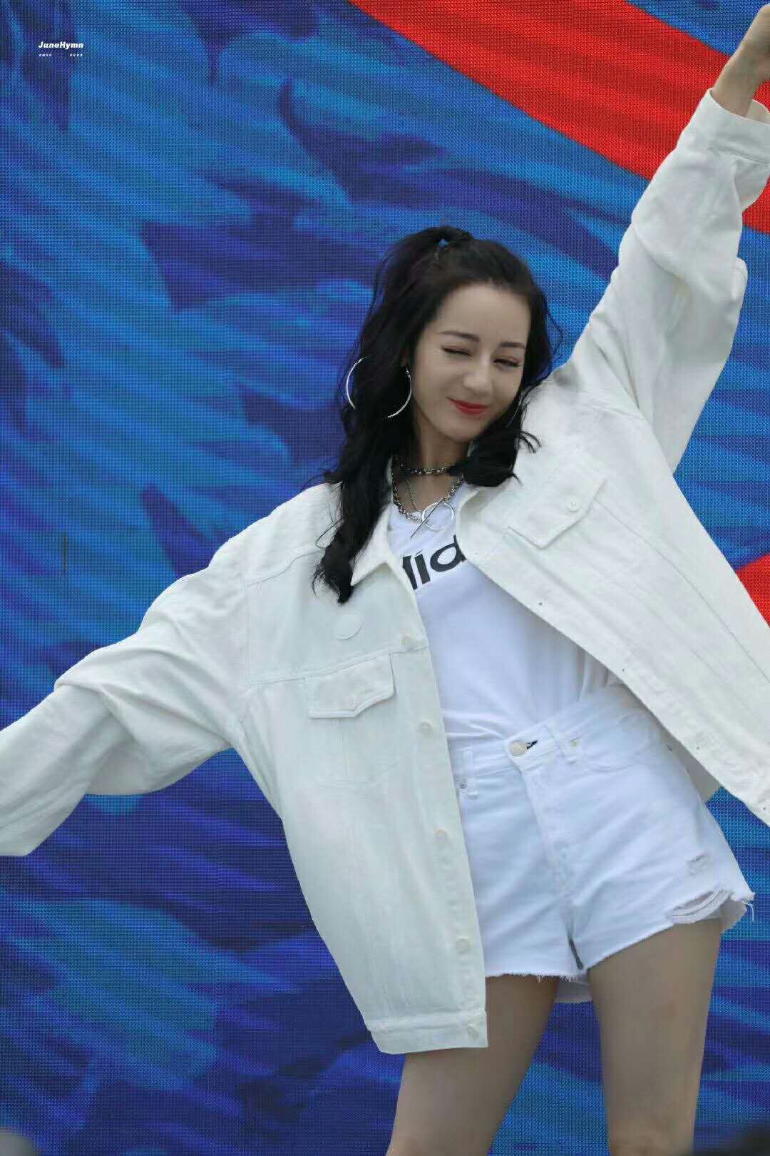 美女图片微信头像真人_美女热舞