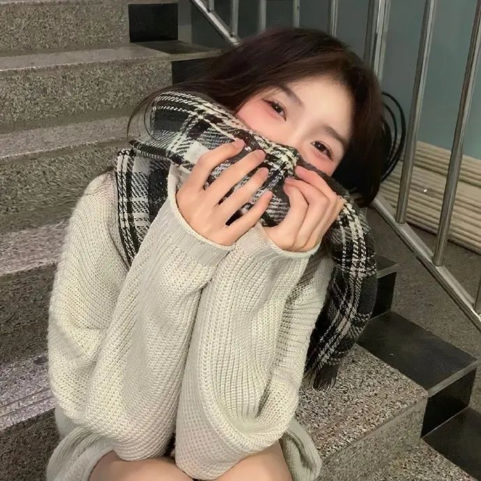 美女头像一个人_美女壁纸手机壁纸高清