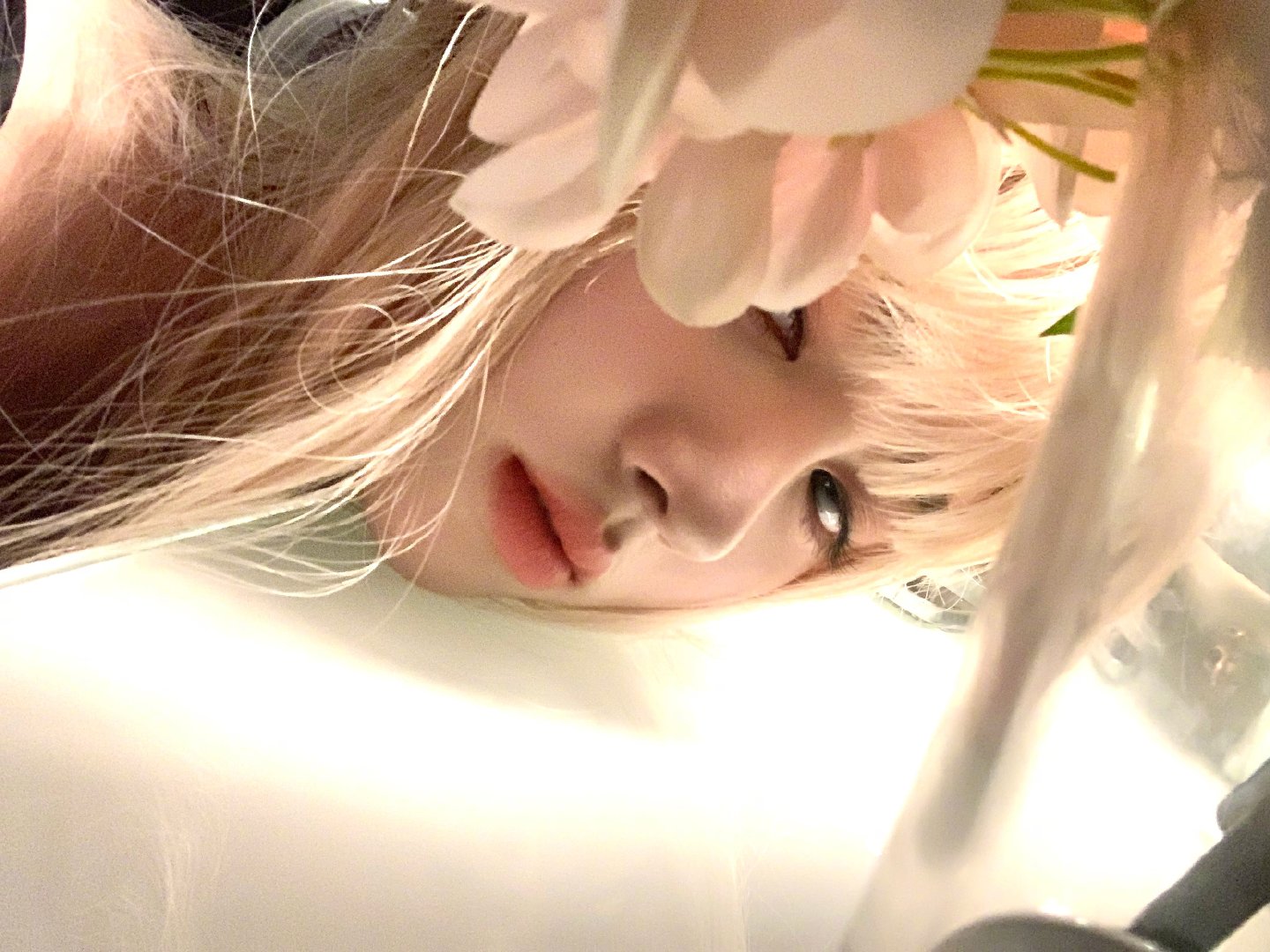 美女自拍旅游头像_美女头像真人头像搞笑